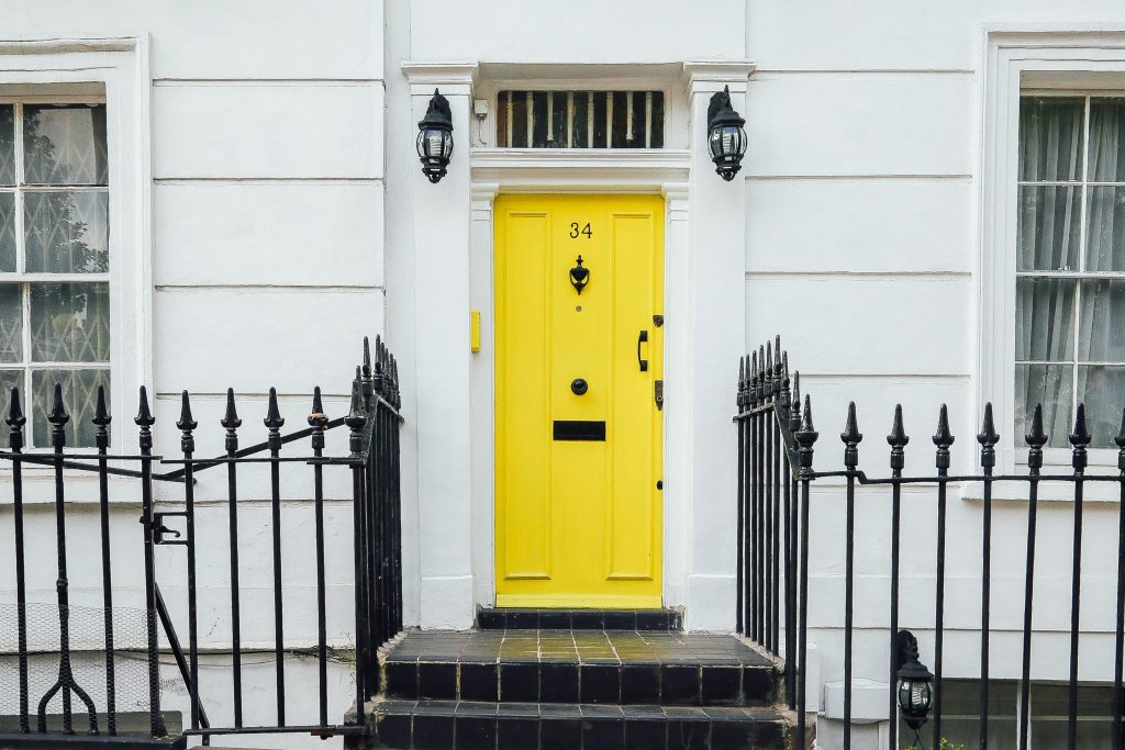 Should I Invest in Leasehold Properties?
